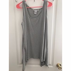 Blk/wht horizontal stripe shark bite tank