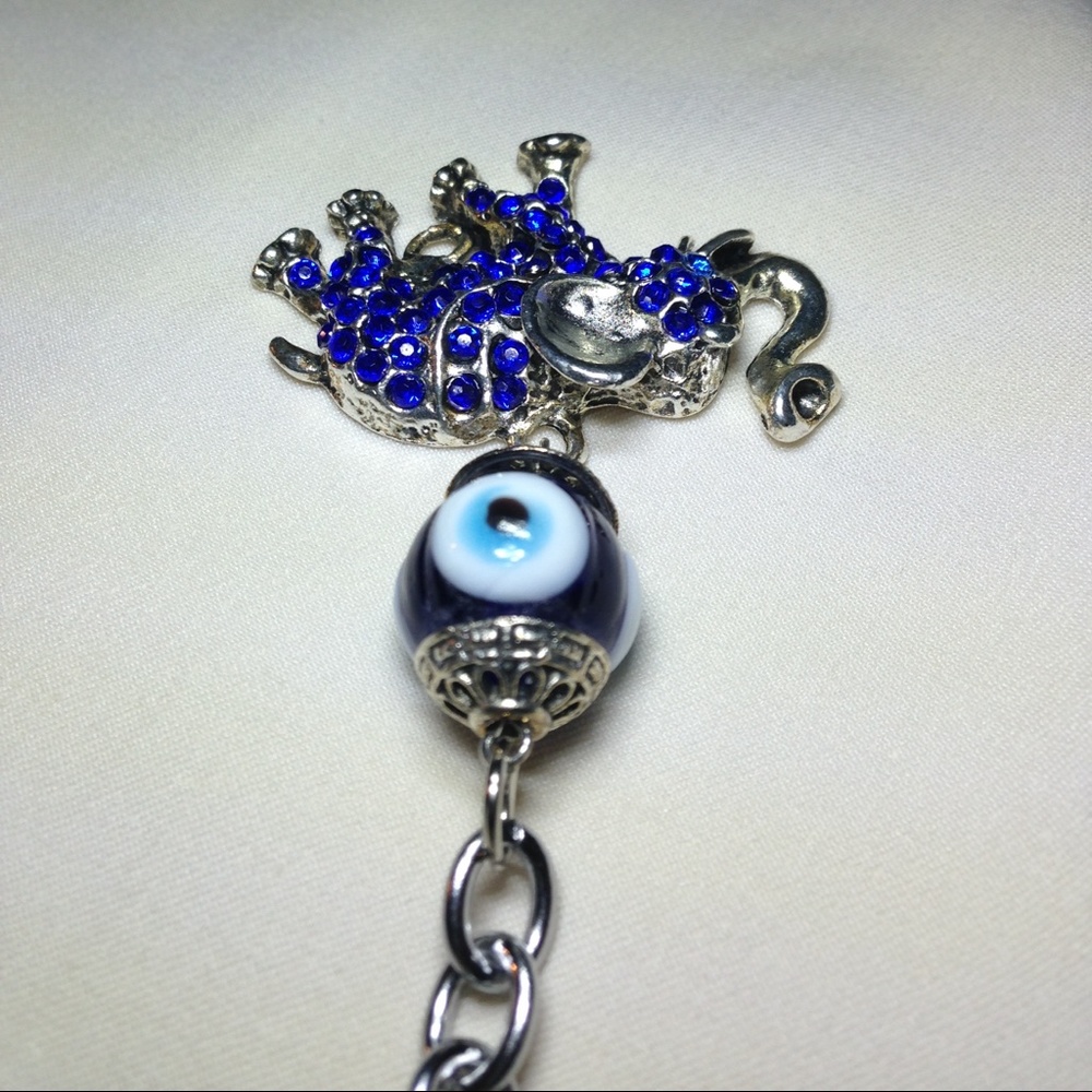 🎅FREE Key Chain Rhinestone Elephant w/$20purchase - Picture 2 of 3