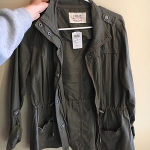 NEVER WORN ARMY JACKET