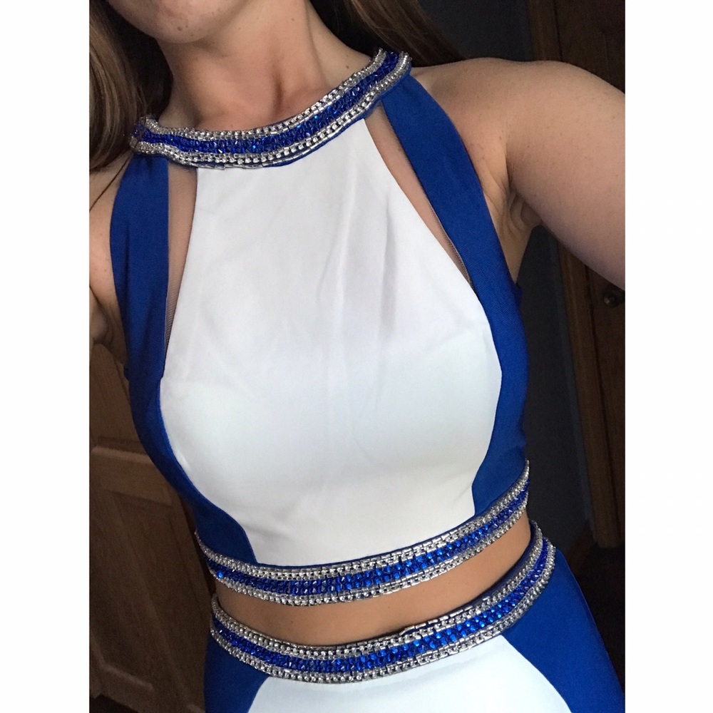 Stephen's Prom Dress - Picture 1 of 8