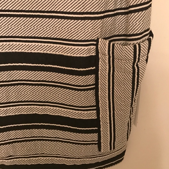 Cute Patterned Zara Dress with Pockets - Picture 2 of 4