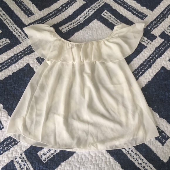 • ruffle off the shoulder white top • - Picture 3 of 5