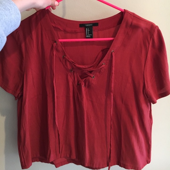NEVER WORN CROP TOP - Picture 1 of 2