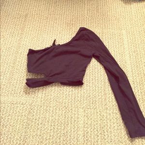 One shoulder black crop top