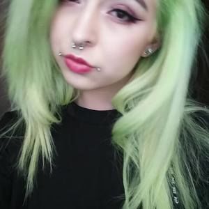 Meet your Posher, Frida