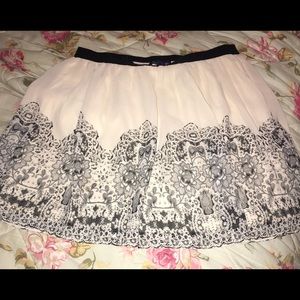 Flowy American Eagle skirt