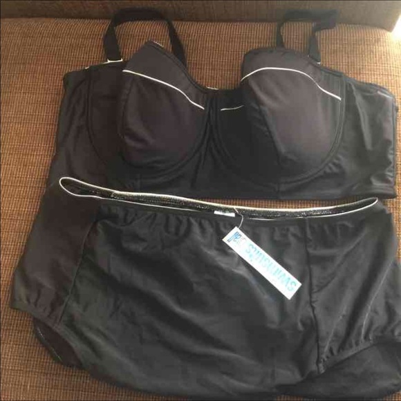 Moonlight Underwire Bikini - Picture 2 of 4