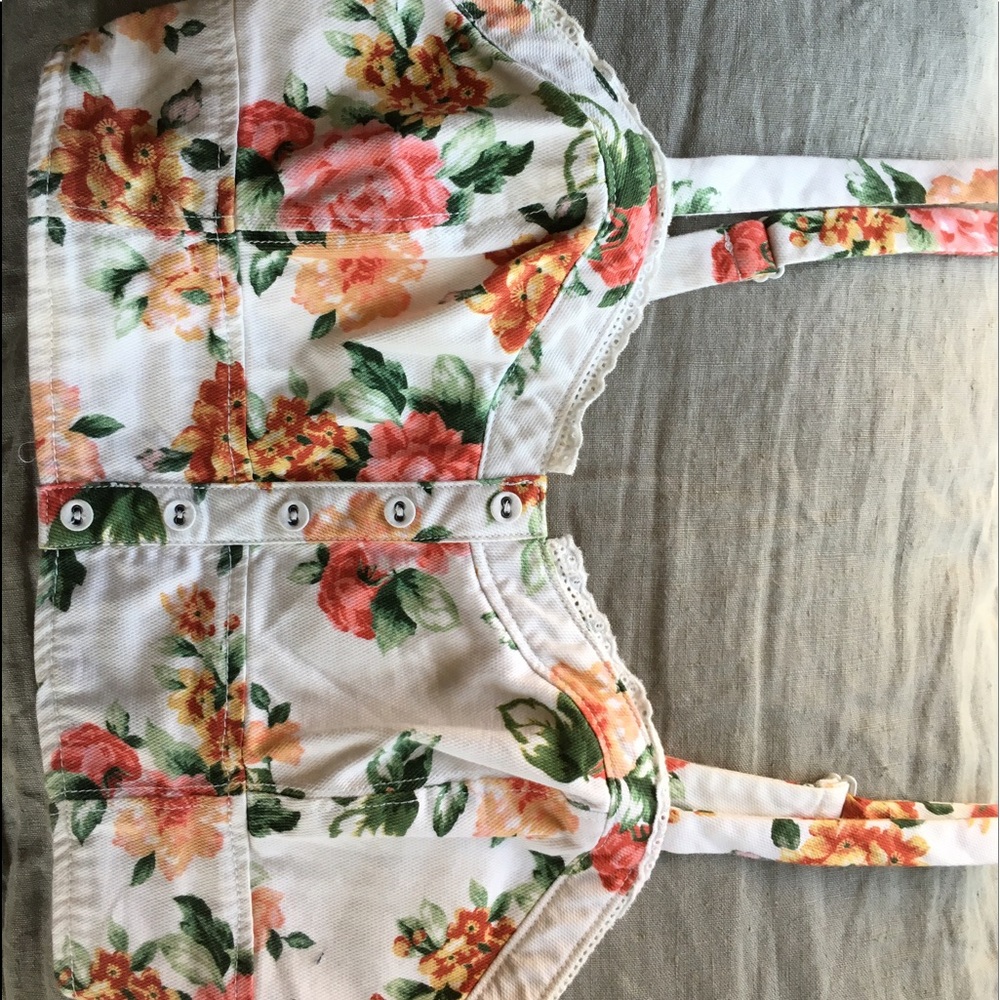 Urban Outfitters Floral Crop Top