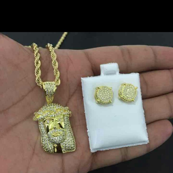 Other - 14K Gold plated iced out chain earrings