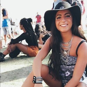 Black floppy summer festival hat