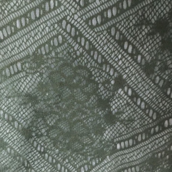 Kimchi Blue Urban Outfitters Lace Tee - Picture 2 of 4