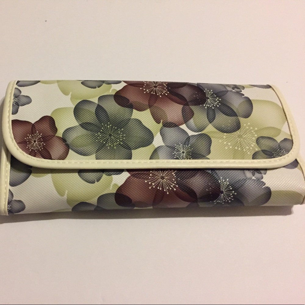 Makeup brush palette case