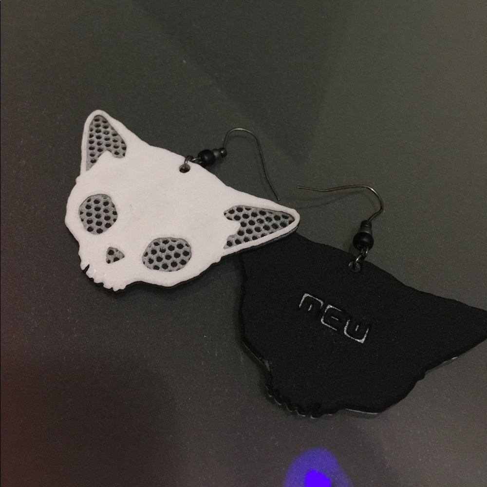 KittySkull earrings