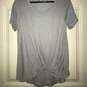 Basic grey/blue shirt
