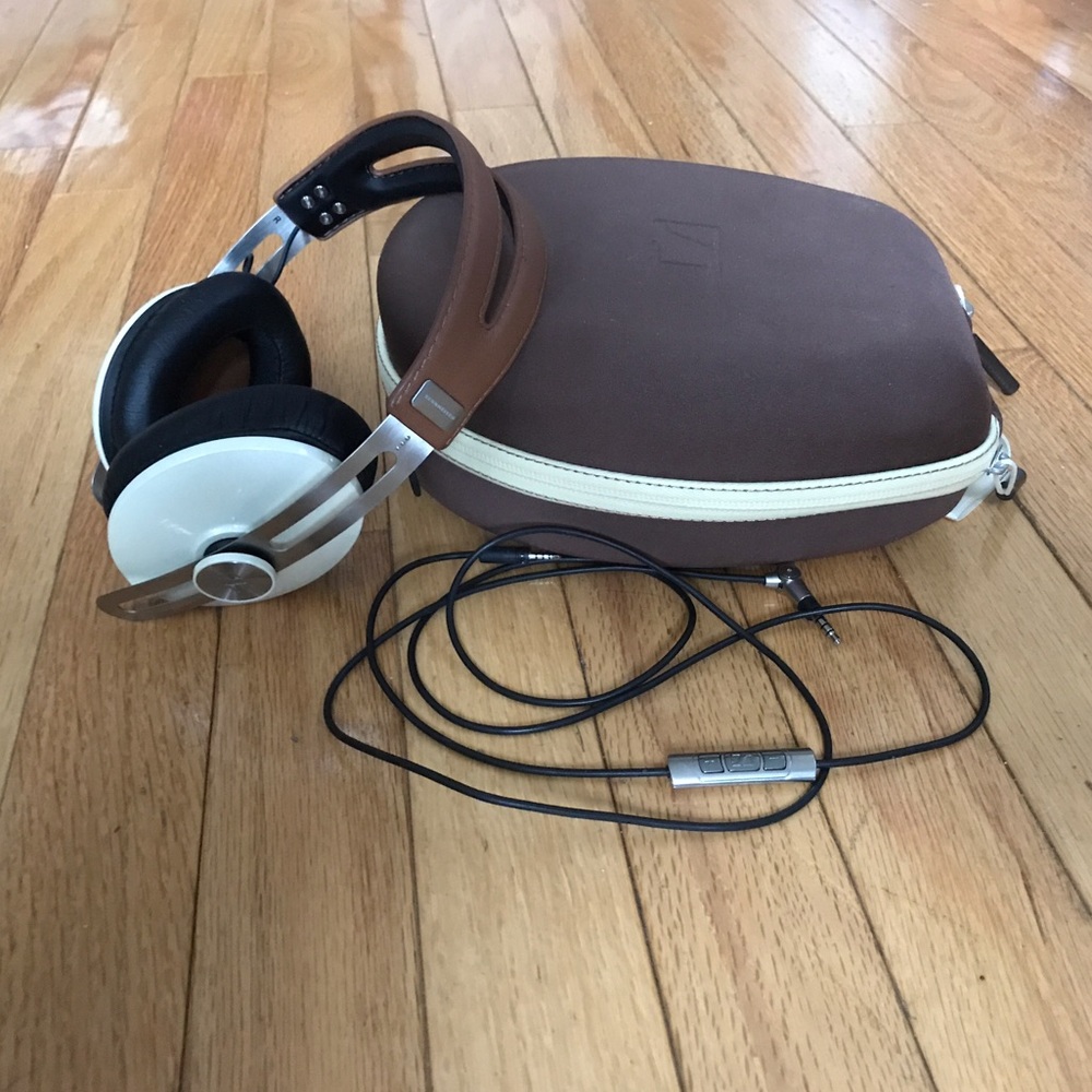 Sennheiser Momentum 2.0 Ivory Headphones