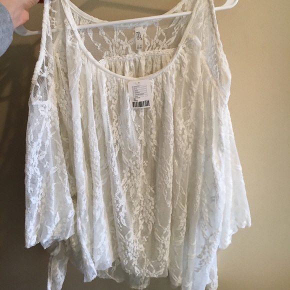 FREE PEOPLE OFF THE SHOULDER LACE TOP - Picture 1 of 3