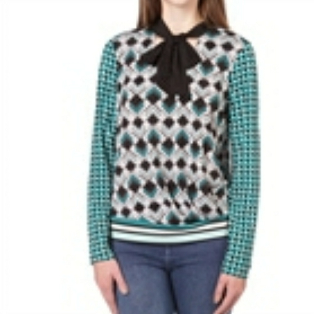 Gorgeous Long Sleeved Mix Print Top