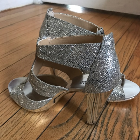 Michael Kors T-Strap Evening Sandals - Picture 3 of 4