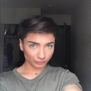 Meet your Posher, Daniel