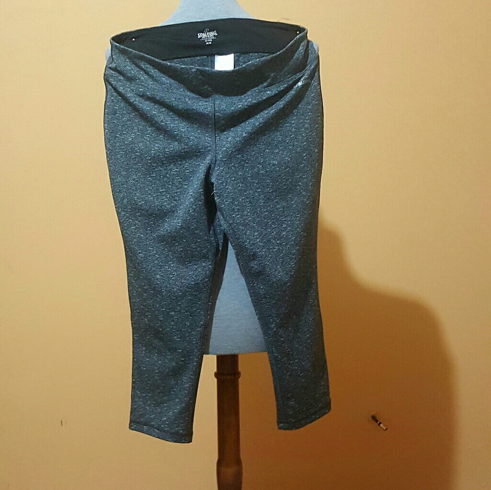 Spalding Workout Capris