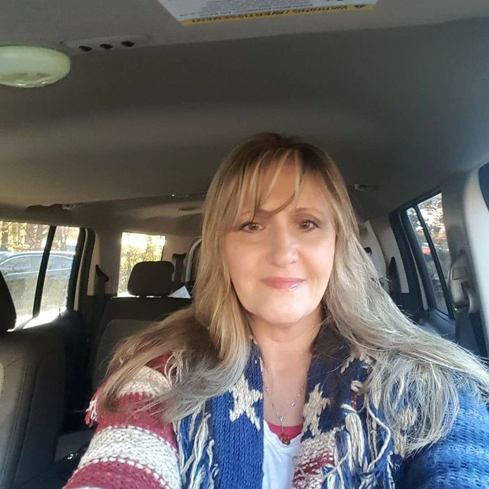 Meet your Posher, Yolanda