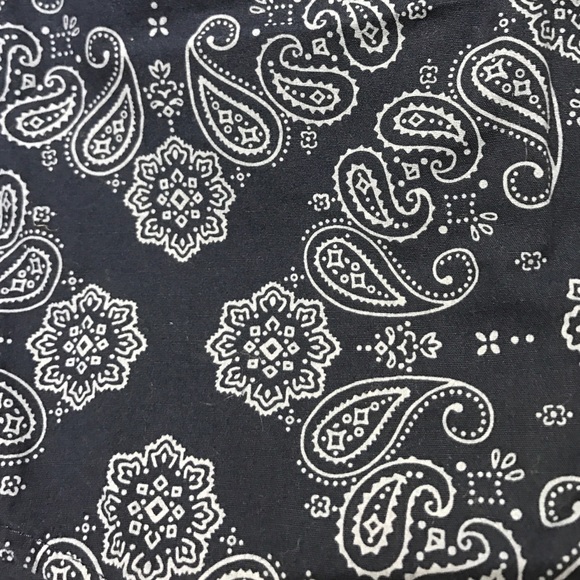 3 Gap Boys Button ups - Picture 4 of 4