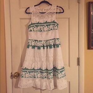 Beautiful lace dress, green and white!