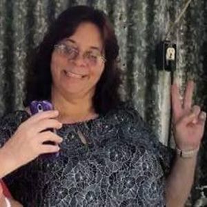 Meet your Posher, Dina