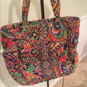Vera Bradley Tablet Tote in Venetian Paisley