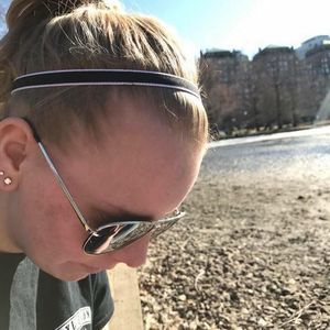 Meet your Posher, Olivia