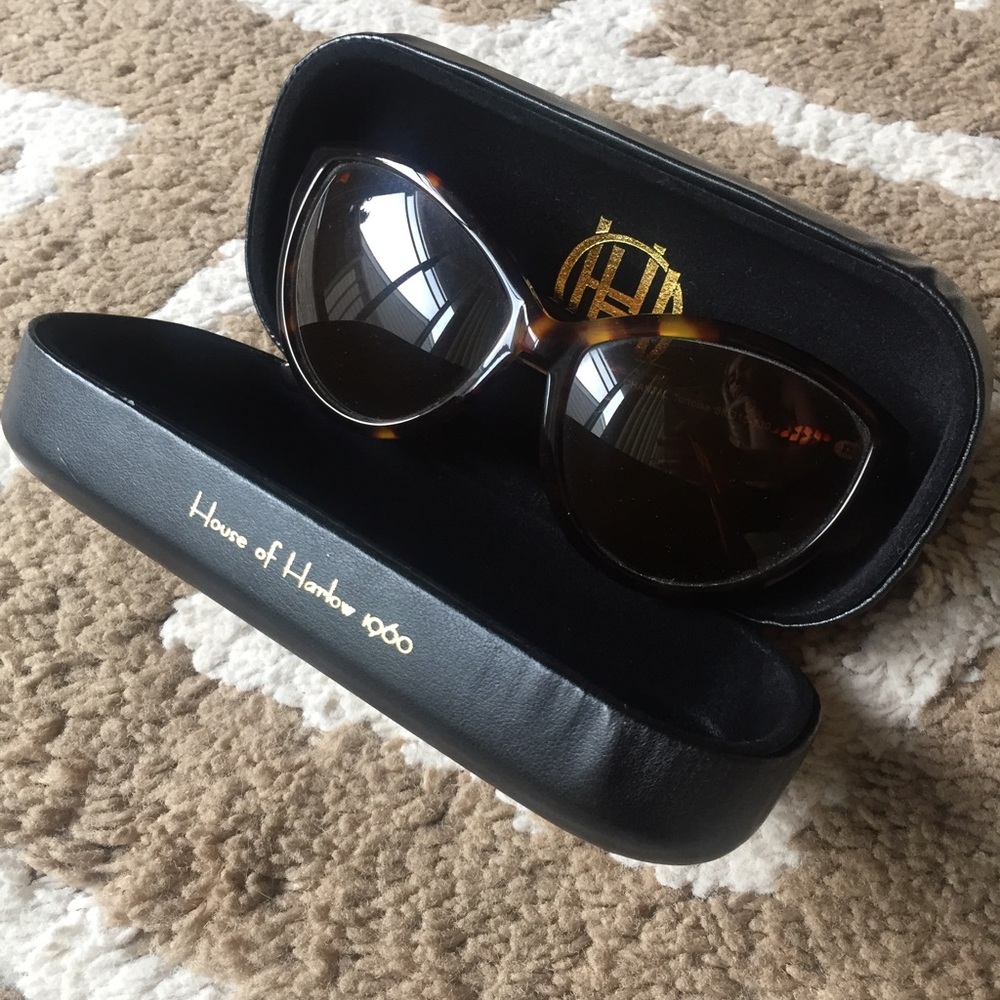 House of Harlow 1960-Chantal Sunglasses-Tortoise