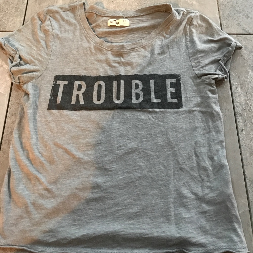 Hollister "trouble" top