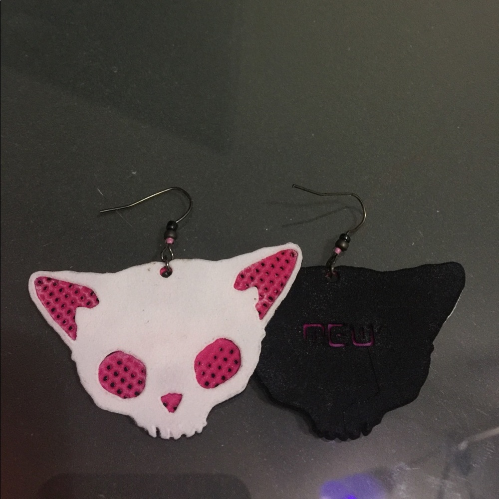 KittySkull earrings