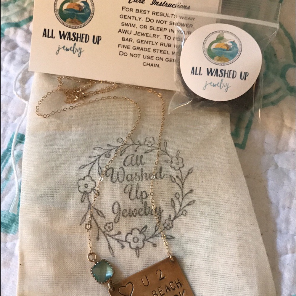 Stamped necklace “love you to the beach in back” - Picture 3 of 3