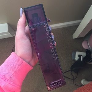 8.4 fl oz victoria secret very sexy dare