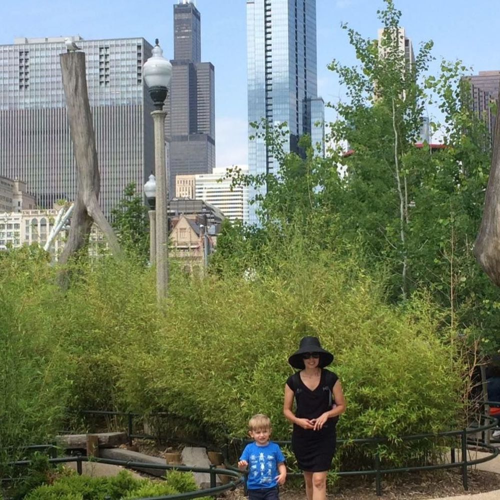 Meet your Posher, Elissa