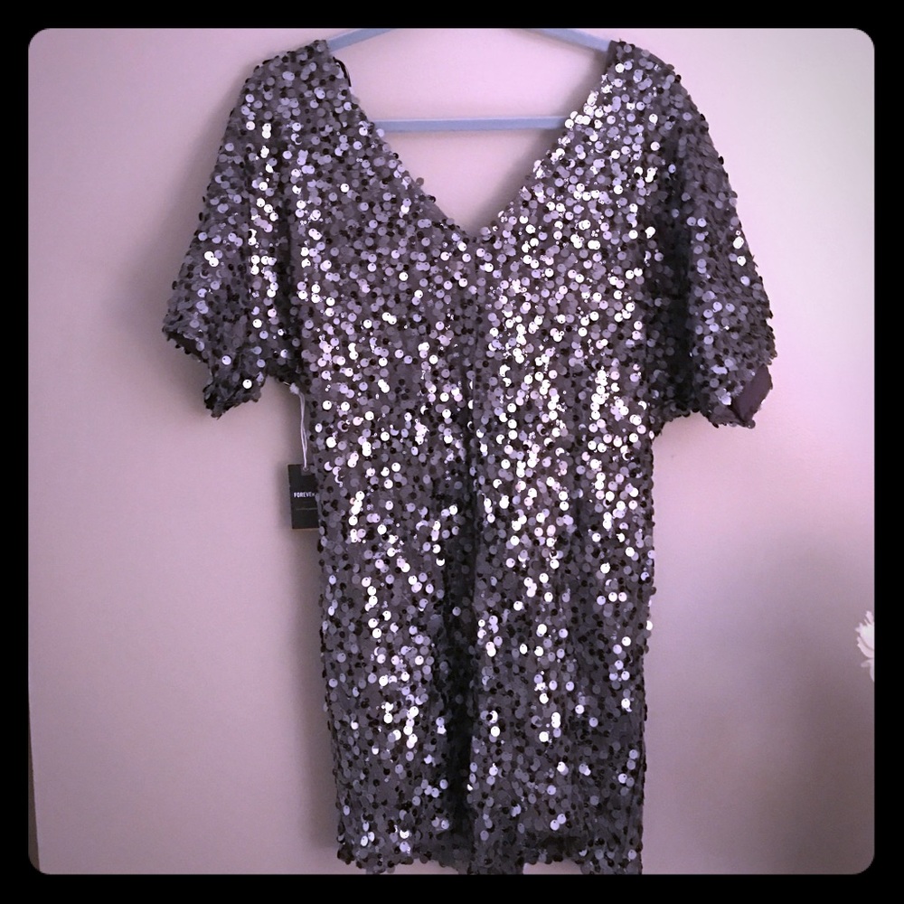 Grey/silver sequin shift dress never worn w/tags