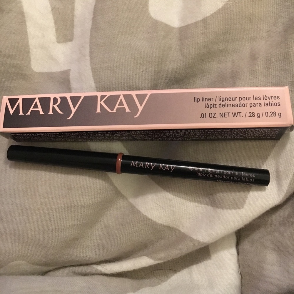 Mary Kay lip liner