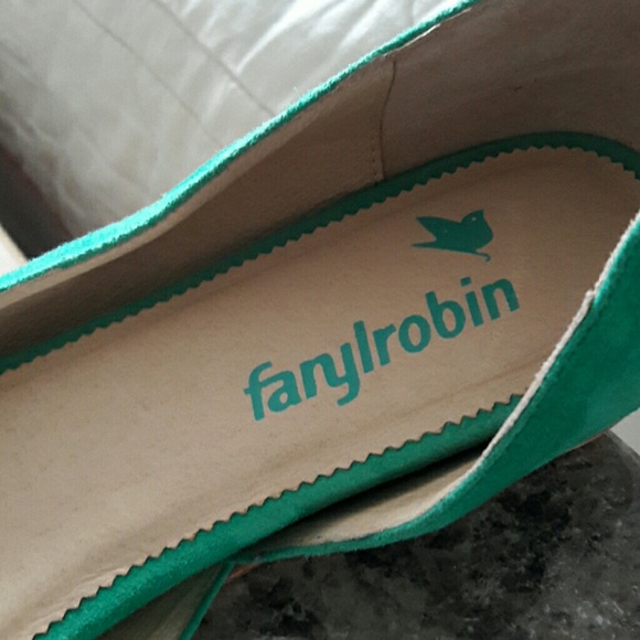 Suede Shoes with 1" heel - Picture 4 of 6