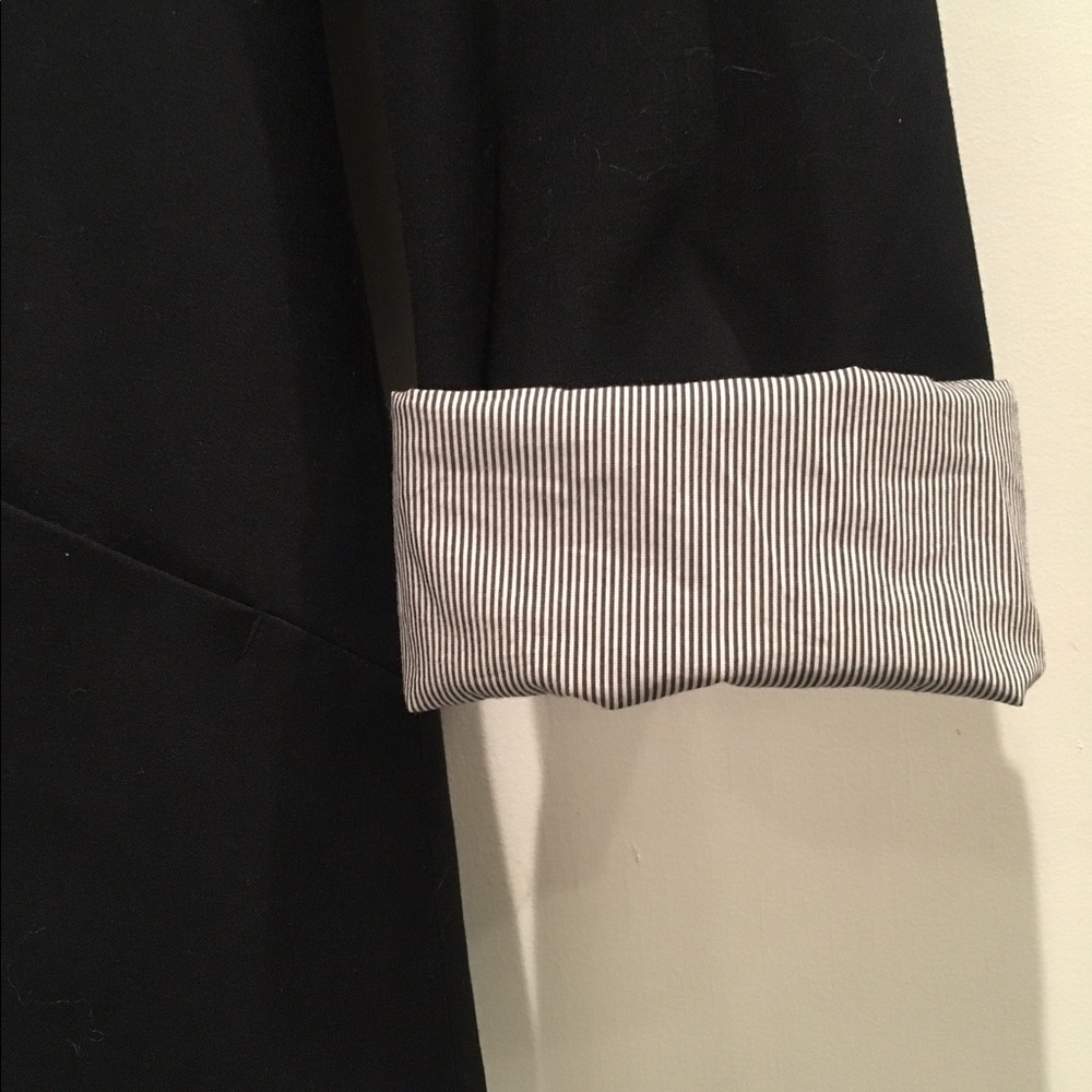 Zara Basic Blazer - Picture 2 of 4