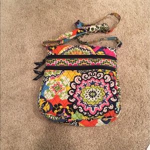 Vera Bradley Triple Zip Hipster in Rio