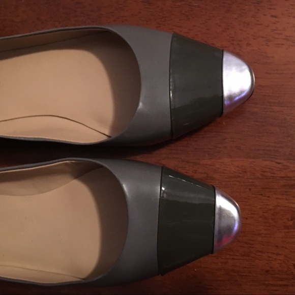 Talbots flats - Picture 2 of 3