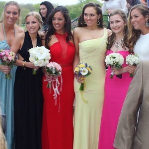 Meet your Posher, Mia