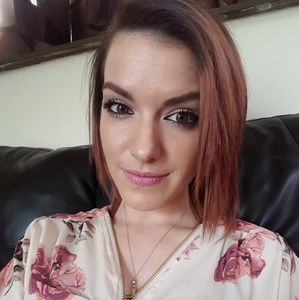 Meet your Posher, Catherine