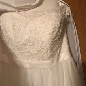 Wedding dress