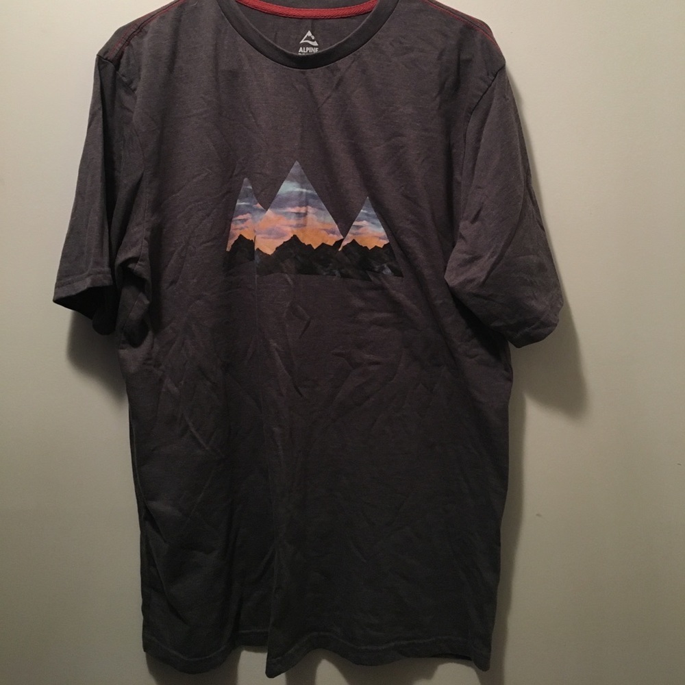 Alpine Design t-shirt