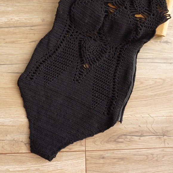 Crotchet One Piece - Picture 4 of 5