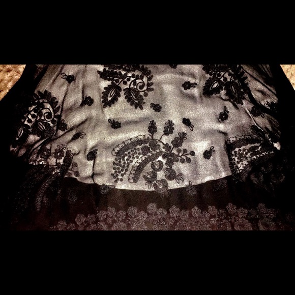 Lace Tank - Picture 4 of 5