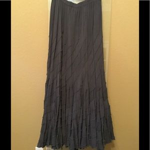 COLDWATER CREEK Ruffle Gray Skirt