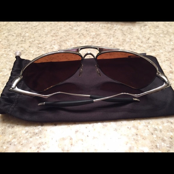 Oakley women's sunglasses - Picture 3 of 8